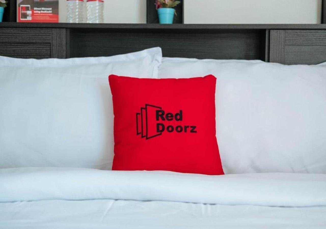 Готель Reddoorz @ Pag Asa Rawis Legaspi Легаспі Екстер'єр фото